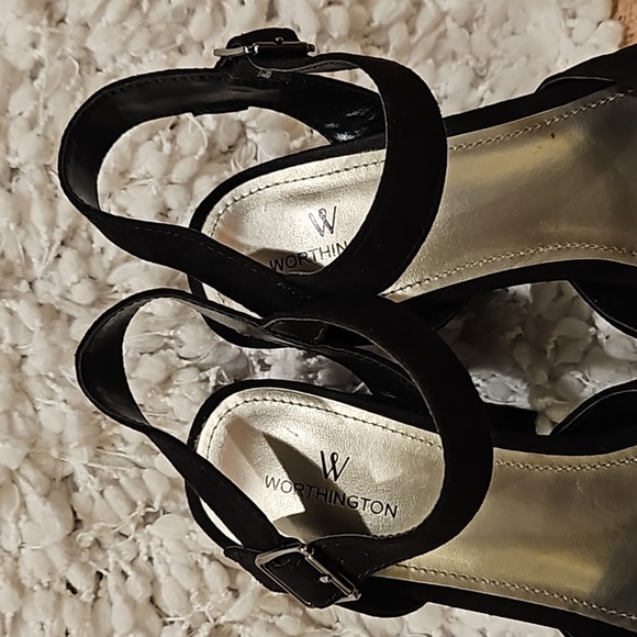 Worthington Heels - Picture 5 of 17